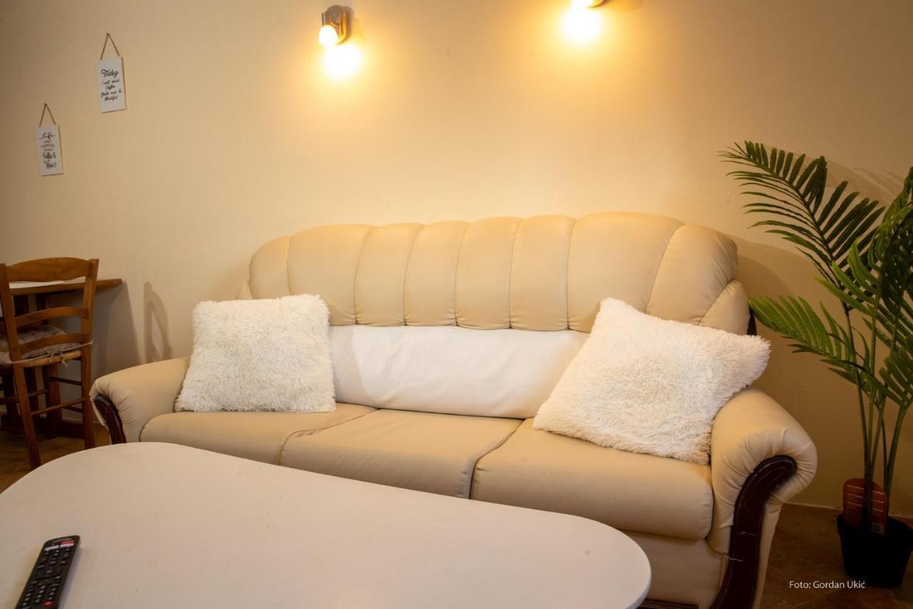 Apartment Midea Ровинь Экстерьер фото
