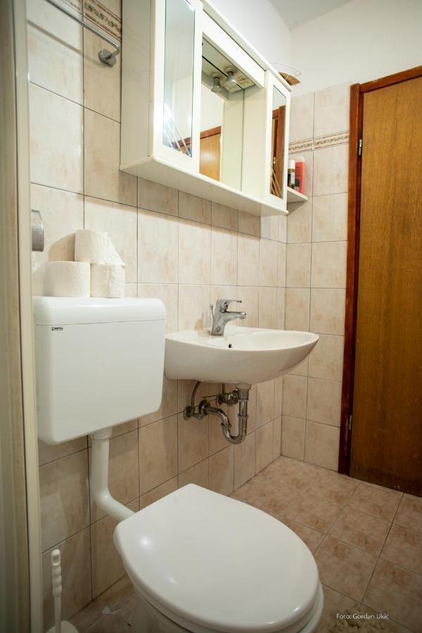 Apartment Midea Ровинь Экстерьер фото